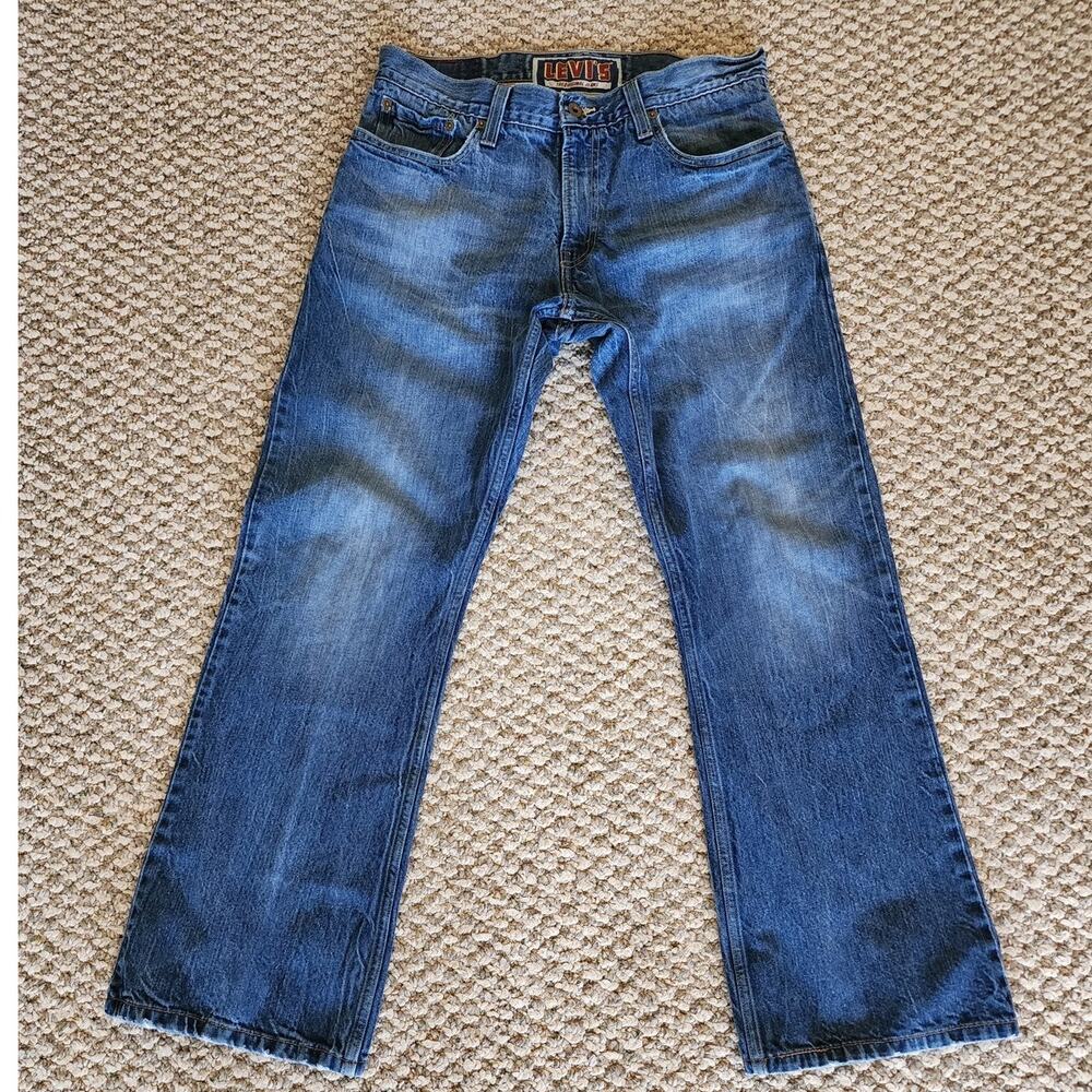 Levis Jeans Men's 34x30 Blue Denim 527 Low Boot Cut Cowboy Outdoor Western - Picture 2 of 10
